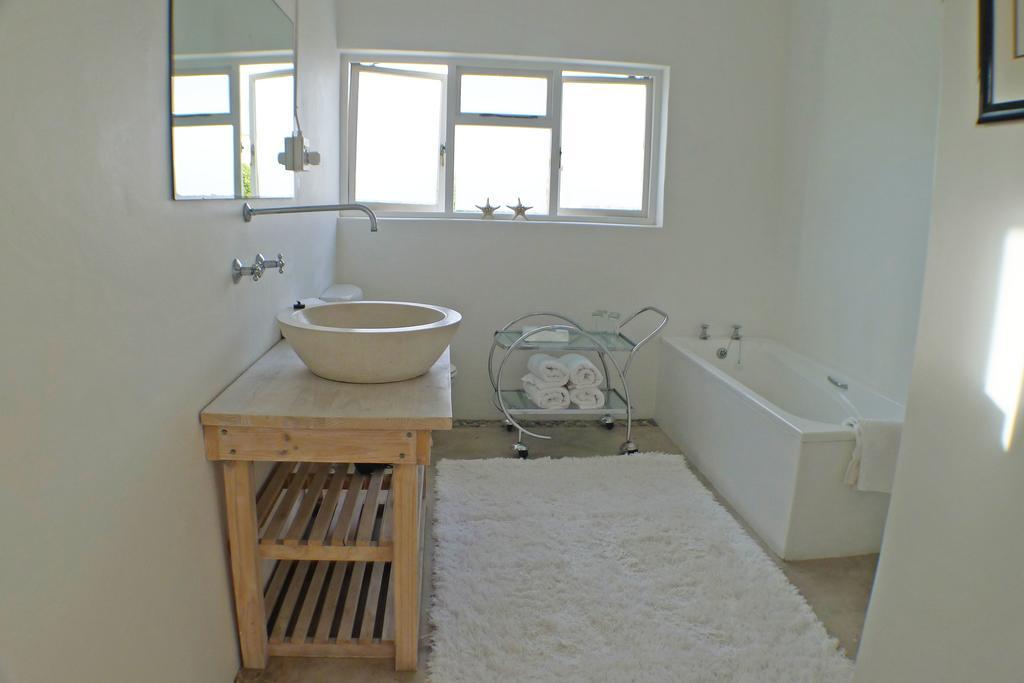 Bamboo Beach Seaside House Hotell Hermanus Exteriör bild