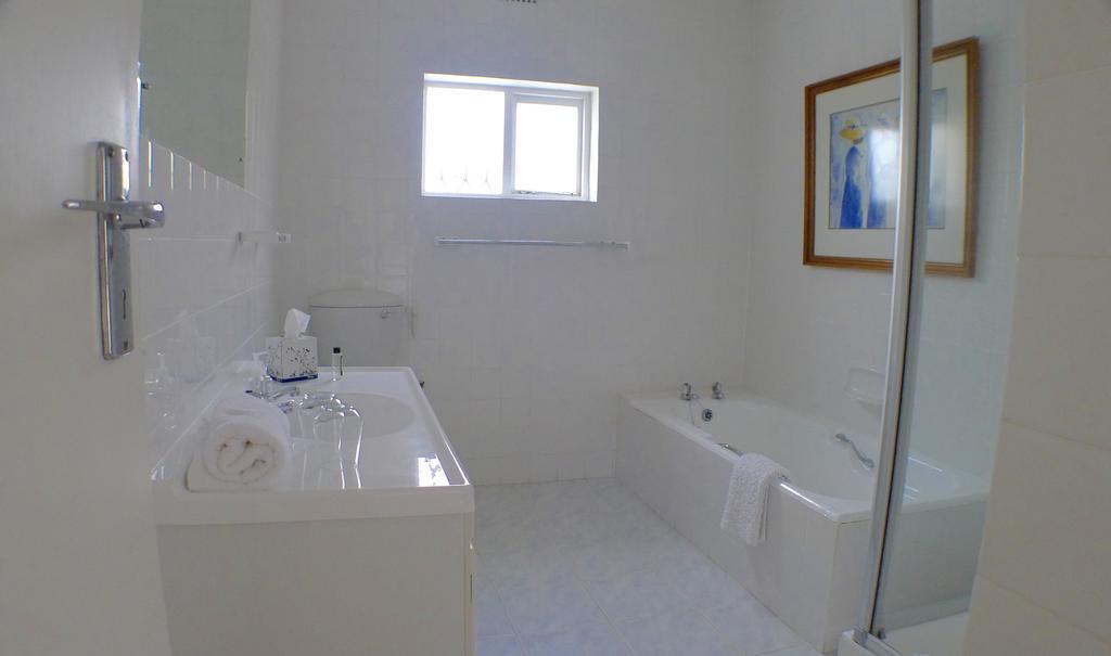 Bamboo Beach Seaside House Hotell Hermanus Exteriör bild