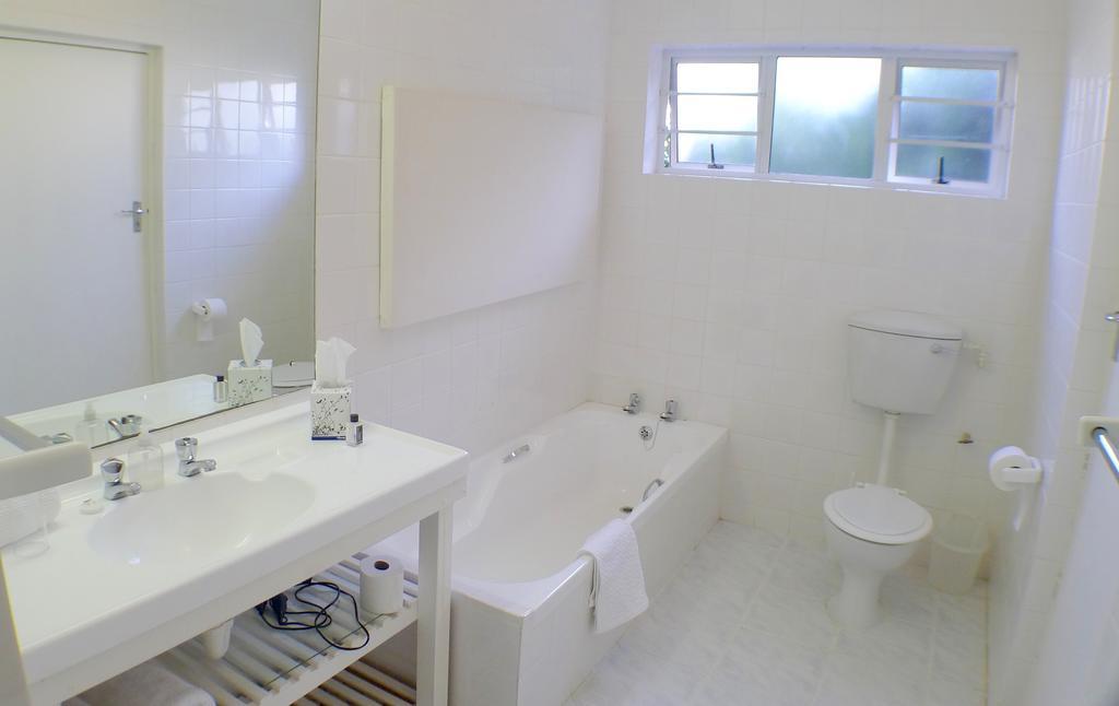 Bamboo Beach Seaside House Hotell Hermanus Exteriör bild
