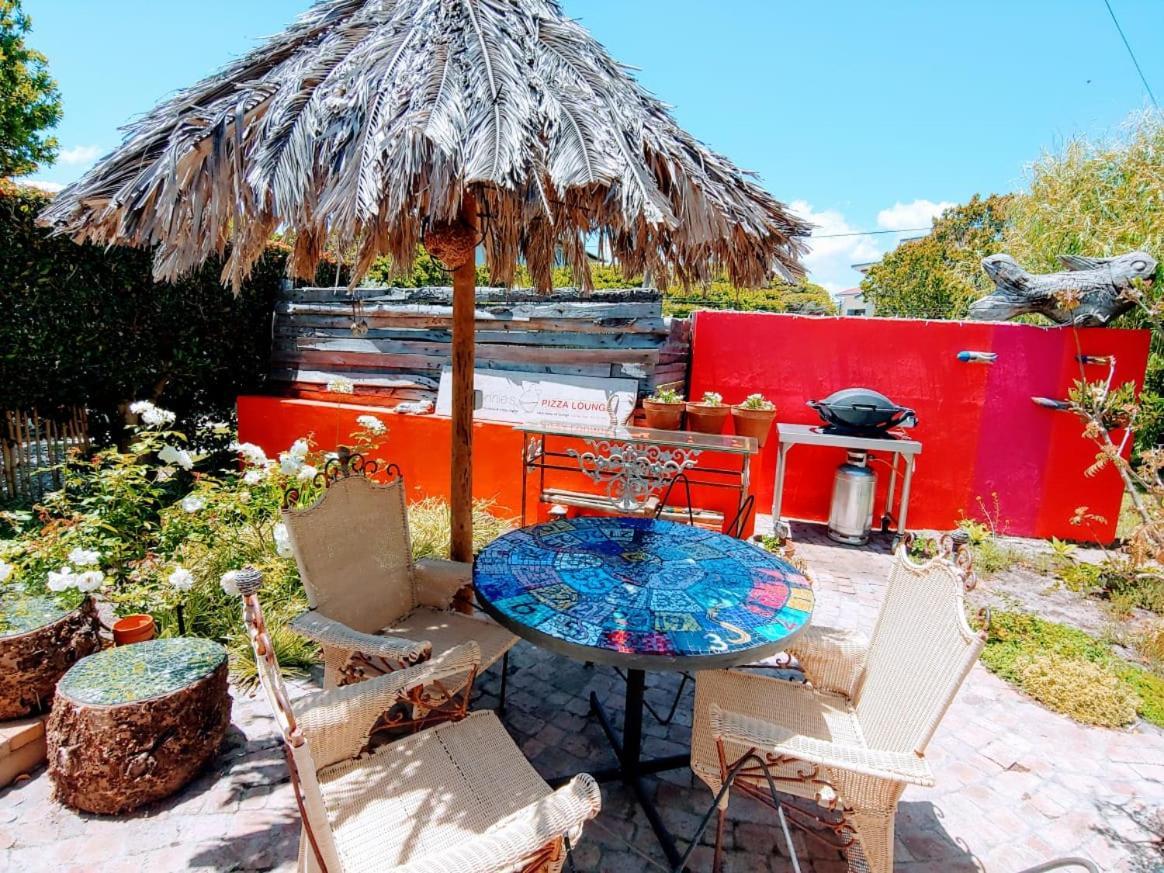 Bamboo Beach Seaside House Hotell Hermanus Exteriör bild